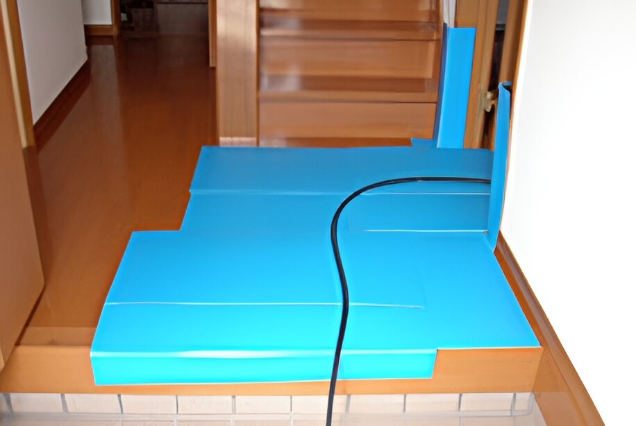 玄関を通って家の中に入る場合｜住ケン岐阜